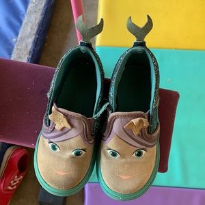 Girls size 8 mermaid vans